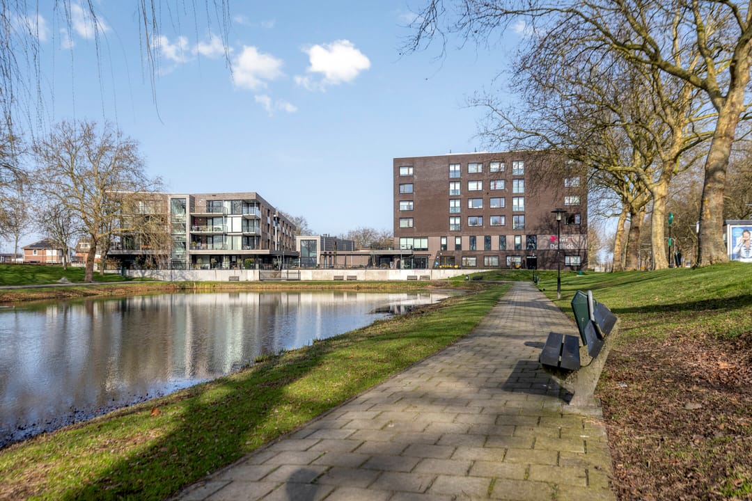 Foto 43 van Alberdingk Thijmstraat 111