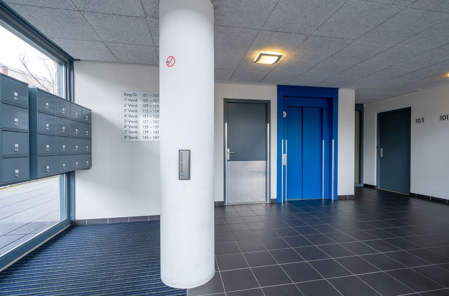 Foto 44 van Joop den Uyllaan 141