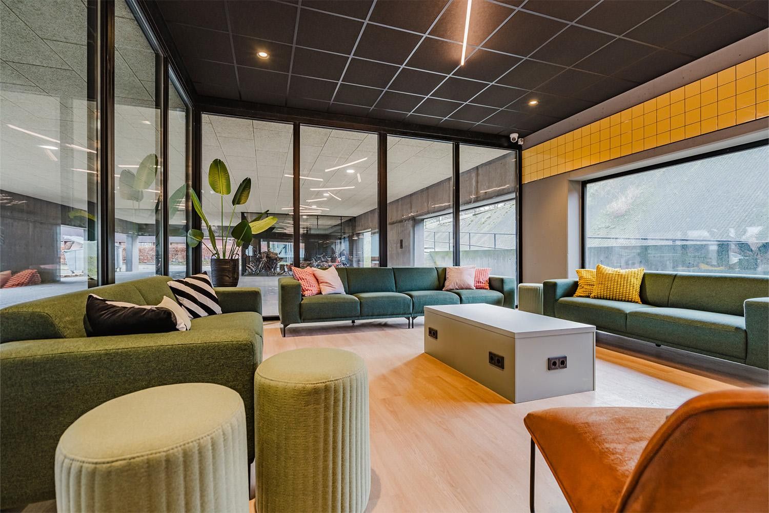 Foto 15 van Limburglaan 5-C07