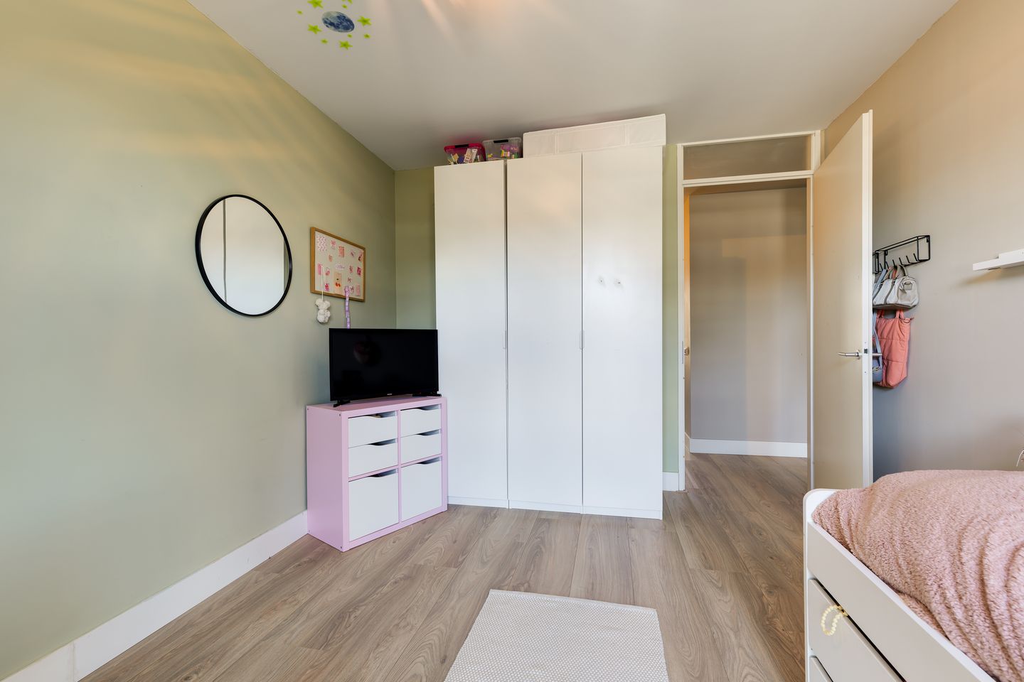 Photo 20 of Overbeek 54