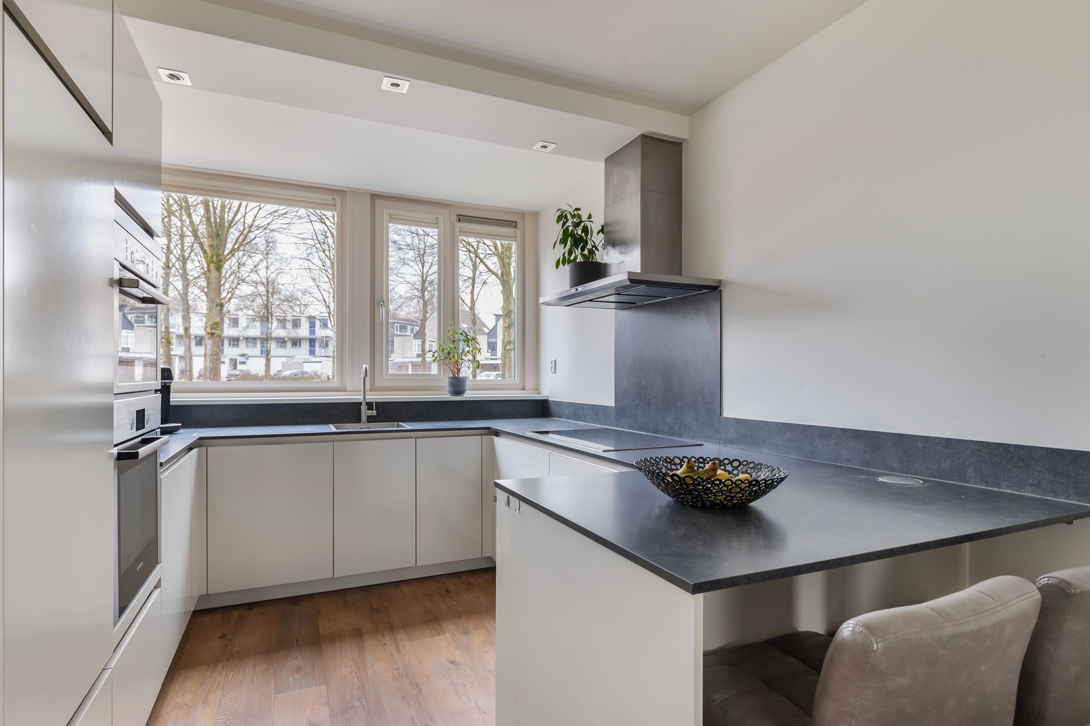 Foto 3 van Van Brerostraat 137