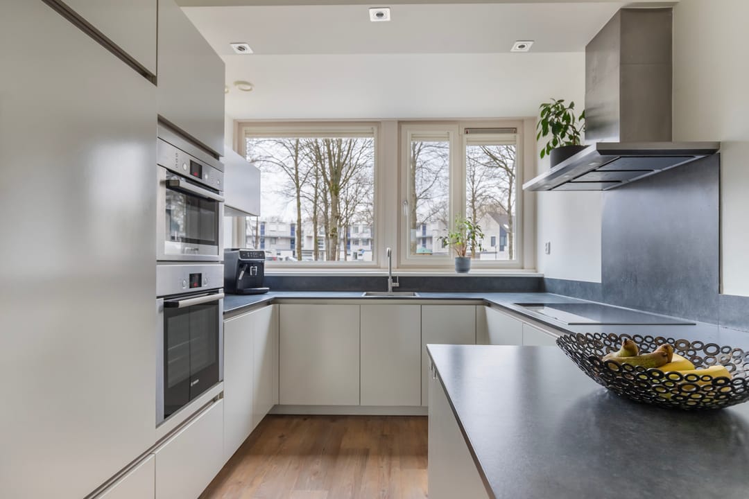 Foto 11 van Van Brerostraat 137