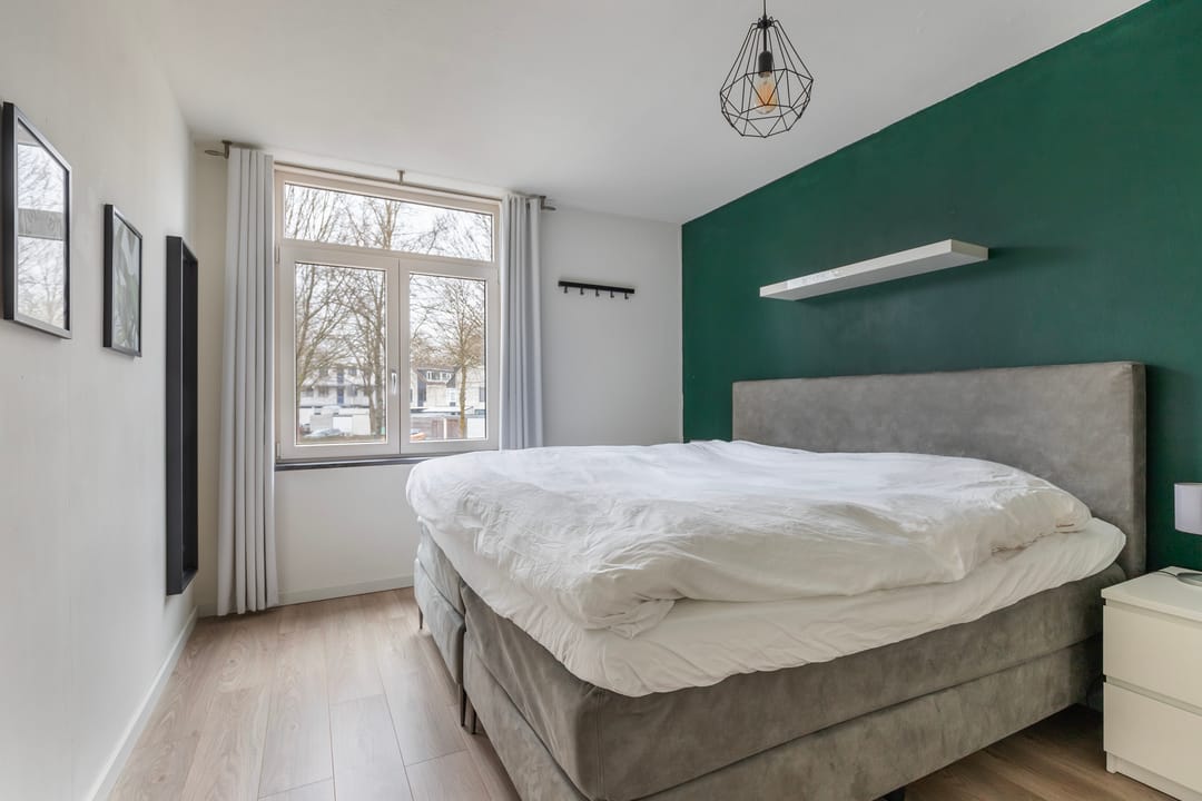 Foto 17 van Van Brerostraat 137