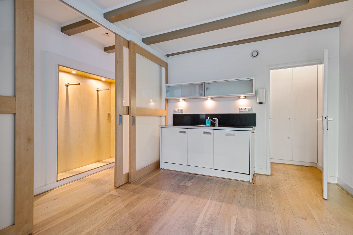 Bekijk foto 3 van Kleine Houtstraat 134