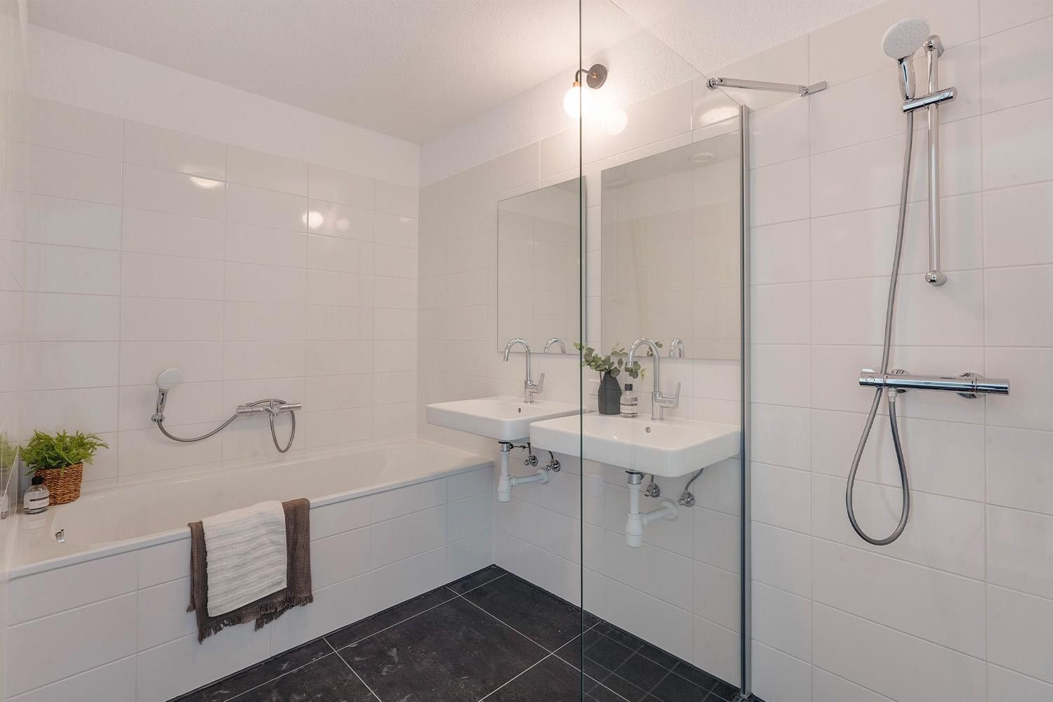 Foto 18 van Aziëweg 324