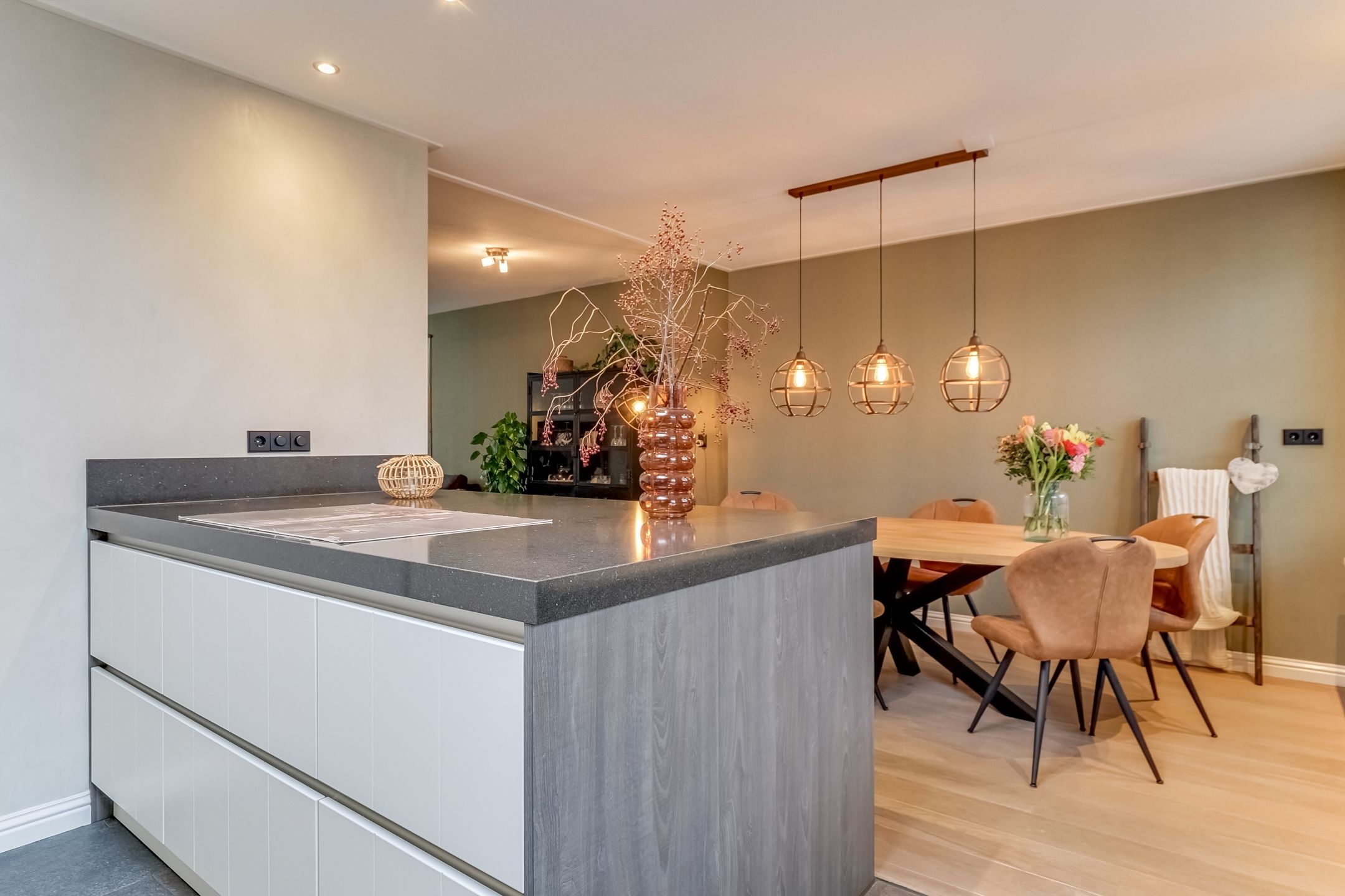 Foto 24 van Lelielaan 43