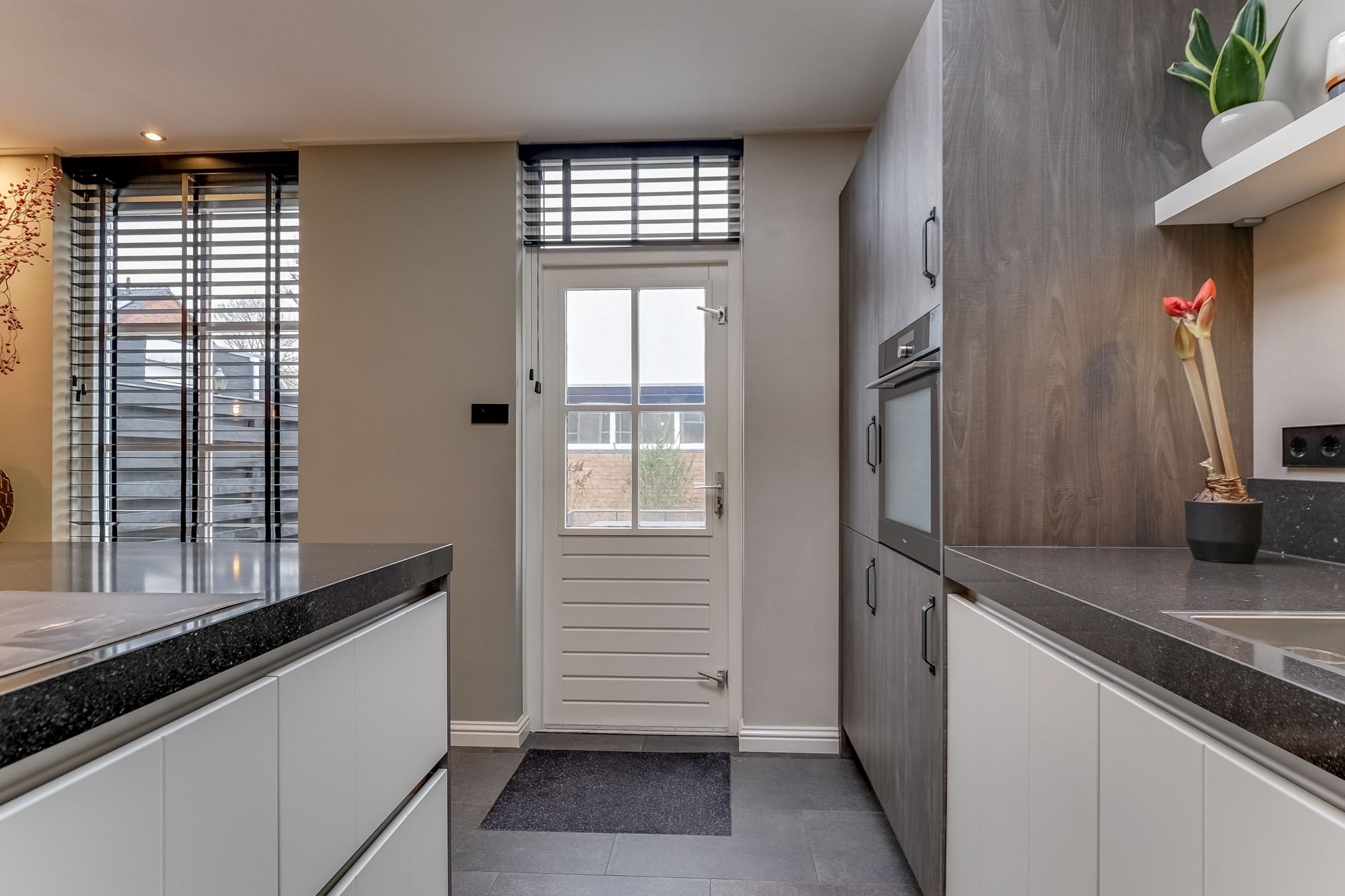 Foto 27 van Lelielaan 43