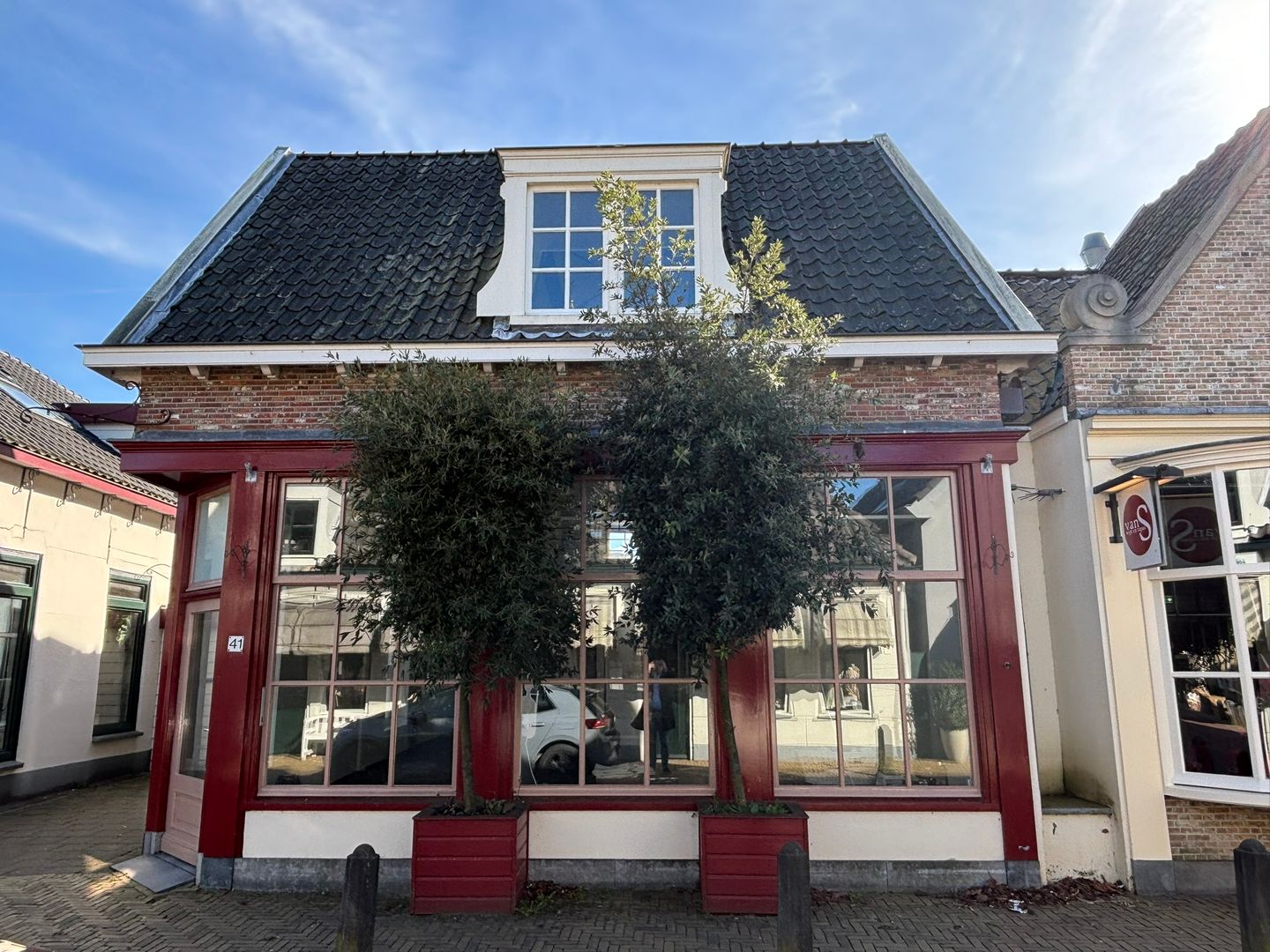 View photo 2 of Dorpsstraat 41