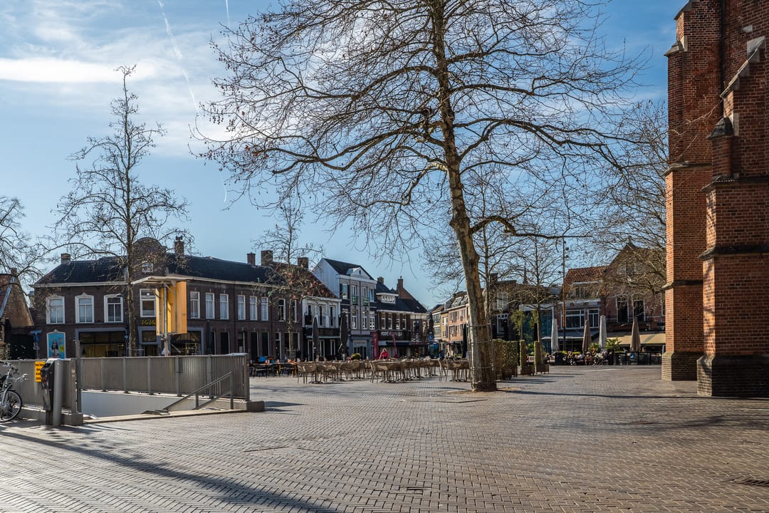 Photo 38 of Waterlooplein 114