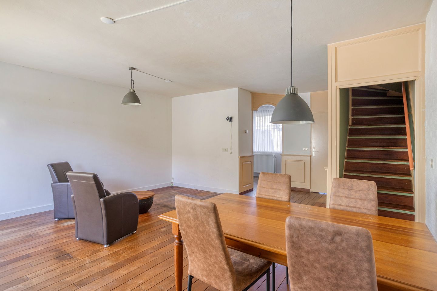 Foto 10 van Rogstraat 9