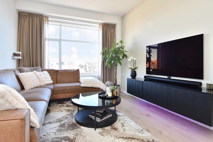 Foto 2 van Mecklenburgplein 46