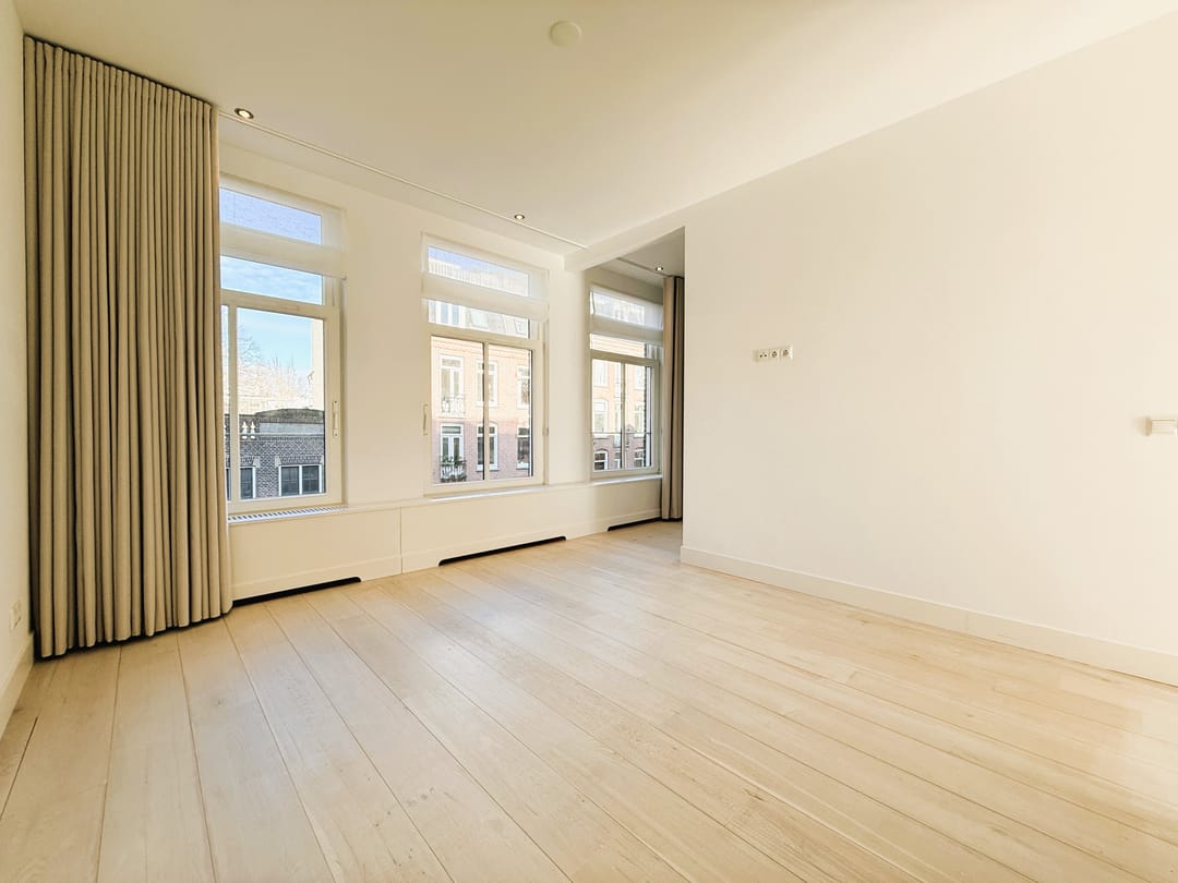 Foto 13 van Van Ostadestraat 208-2