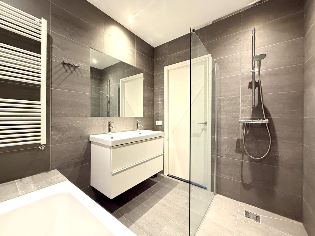 Foto 17 van Van Ostadestraat 208-2