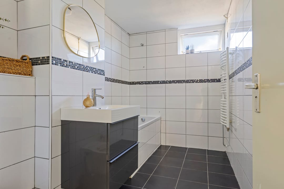 Photo 38 of Kruidhof 13