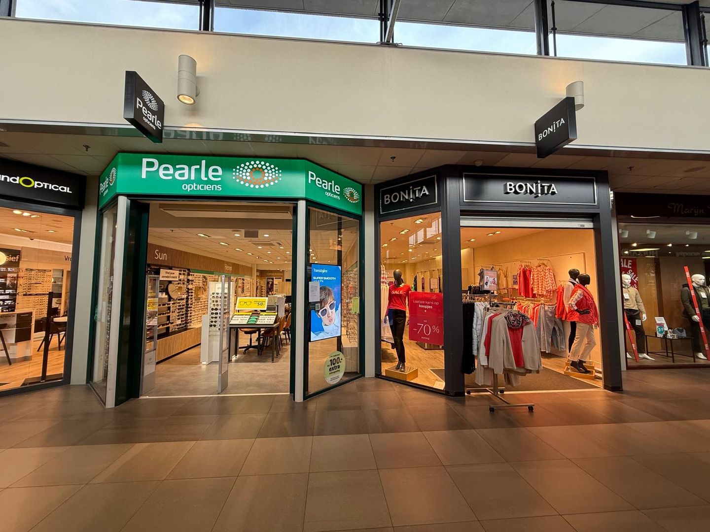 Bekijk foto 3 van Helftheuvelpassage 75