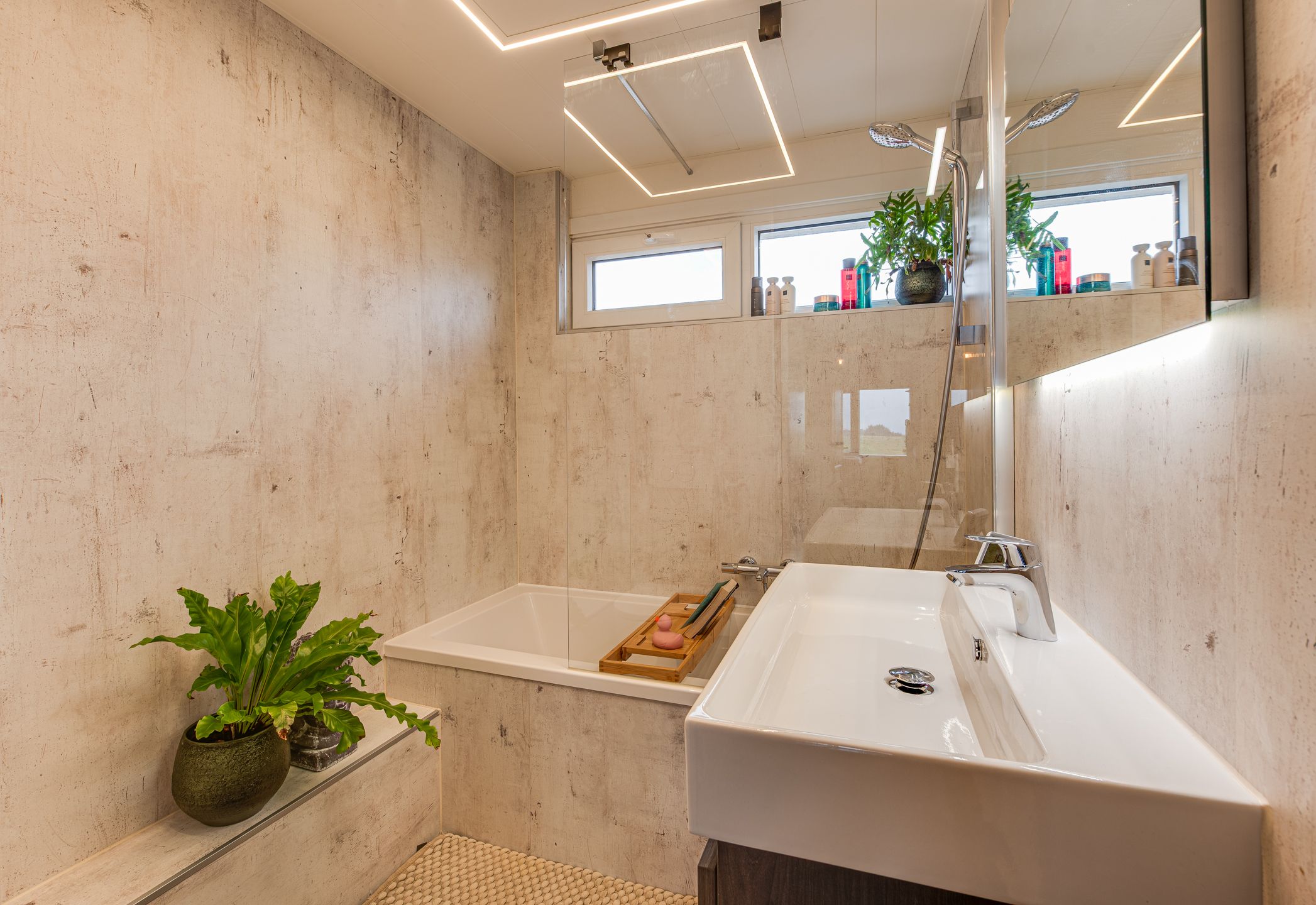 Photo 27 of Willibrorduslaan 39