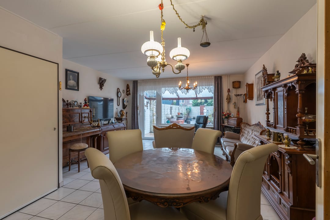 Photo 8 of Caplei 10