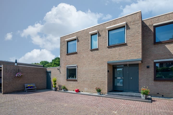 Photo 3 of Willem Alexanderweg 27