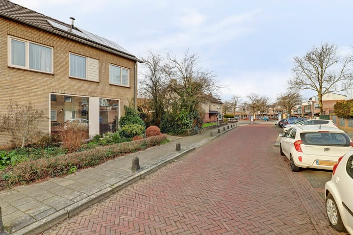 Foto 2 van Korhoenlaan 6