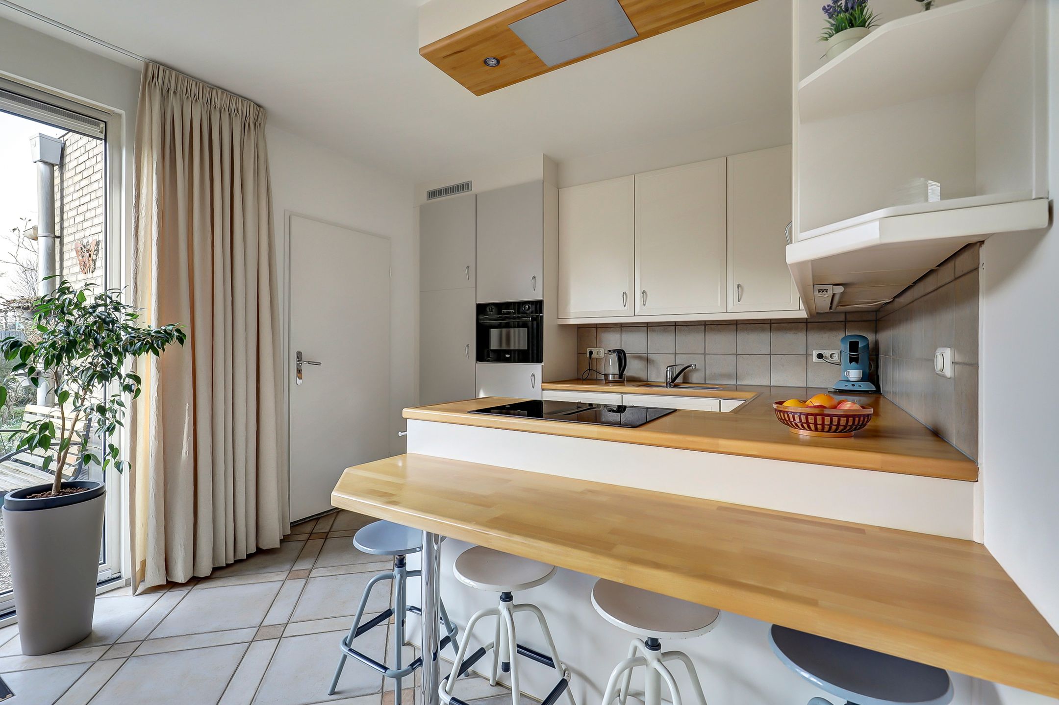 Foto 15 van Korhoenlaan 6