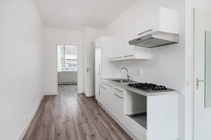 Photo 5 of Baroniestraat 34-B