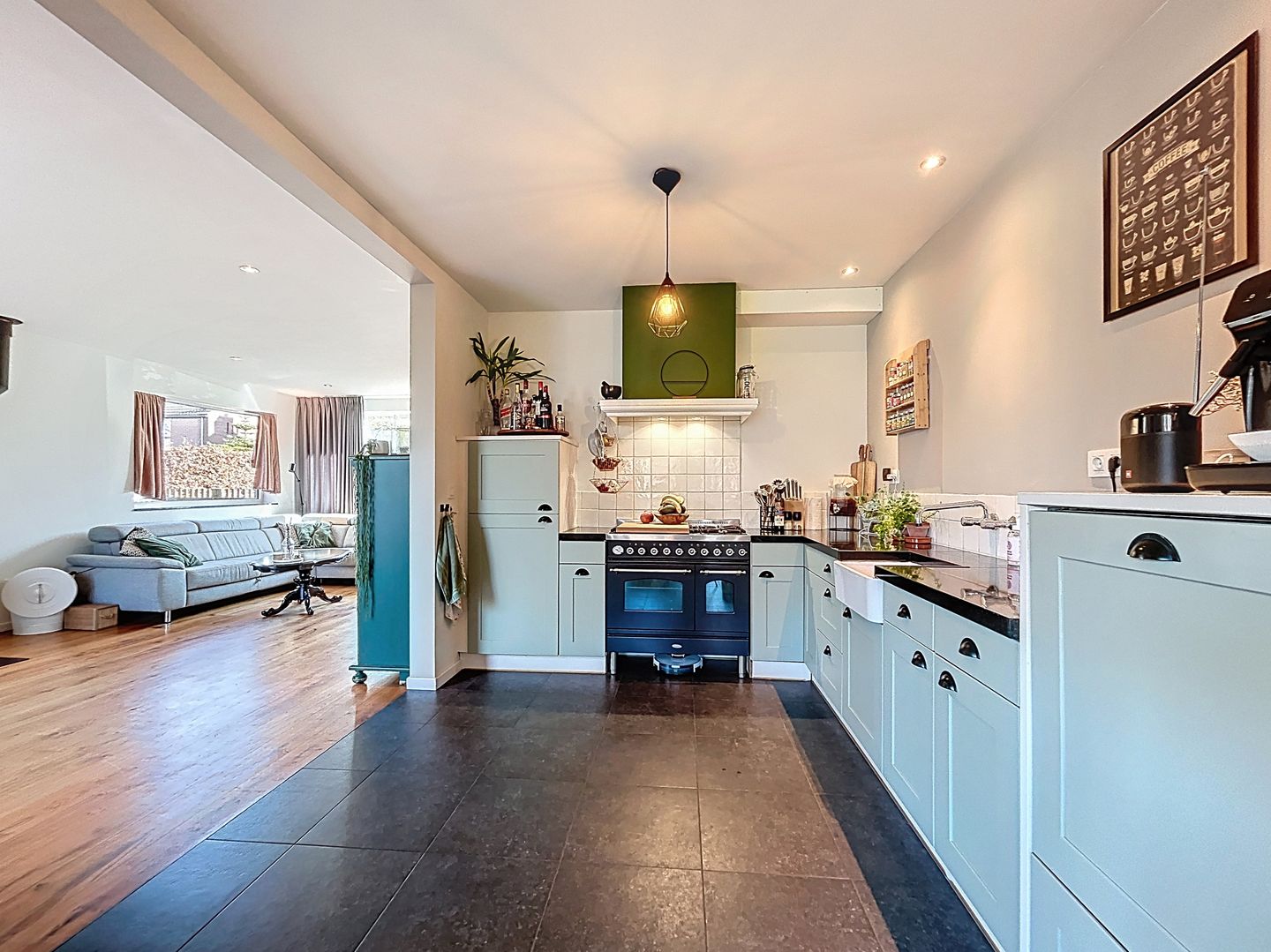 Foto 10 van Kleine Jonkvrouwstraat 27