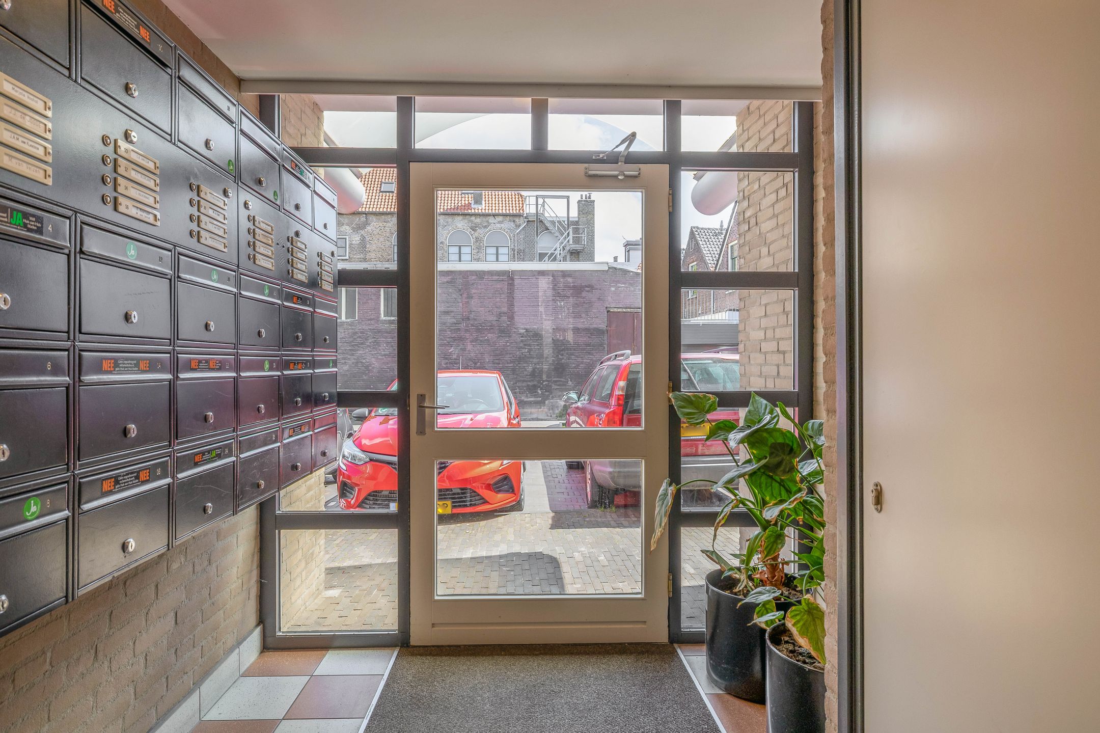 Photo 6 of Griffioenstraat 38