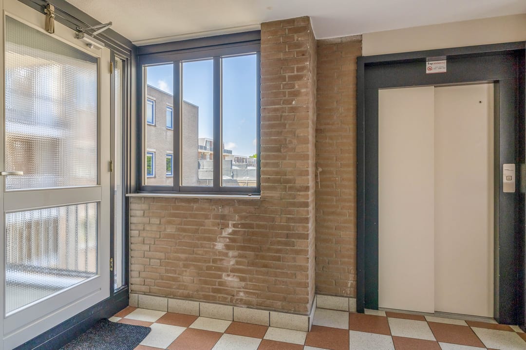 Photo 8 of Griffioenstraat 38