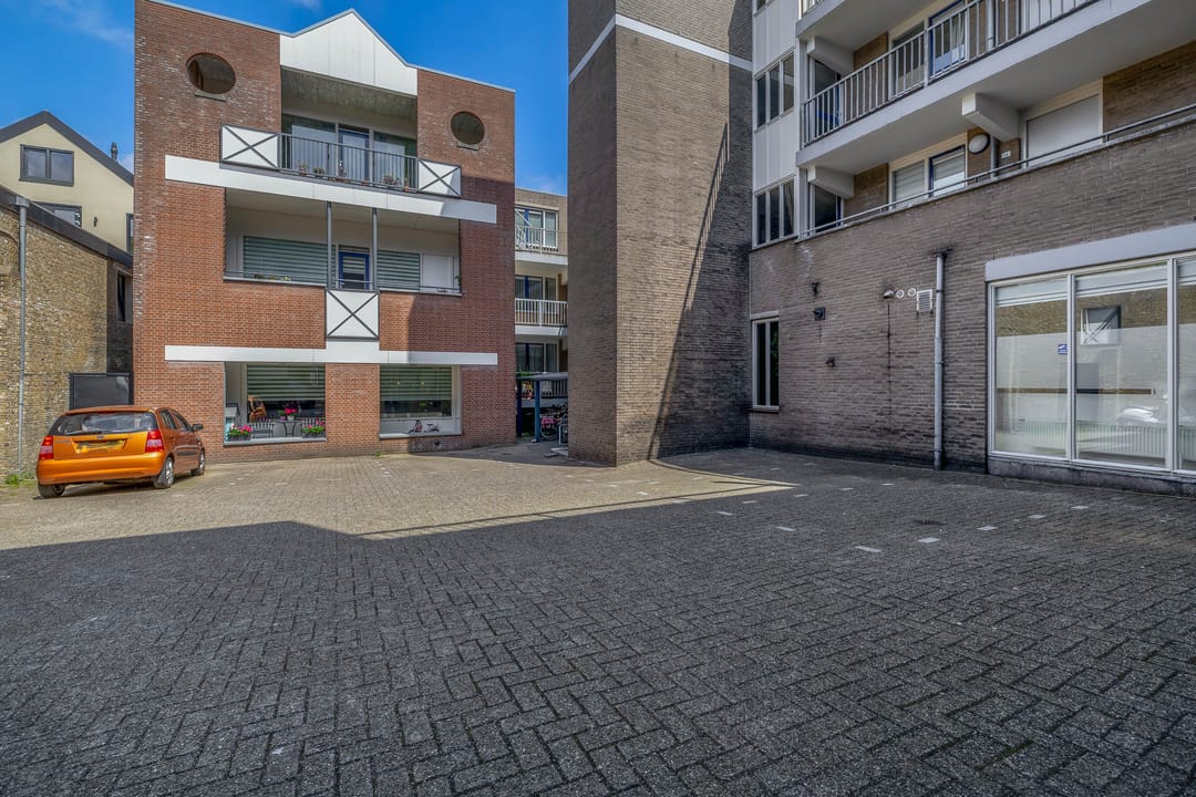 Photo 26 of Griffioenstraat 38