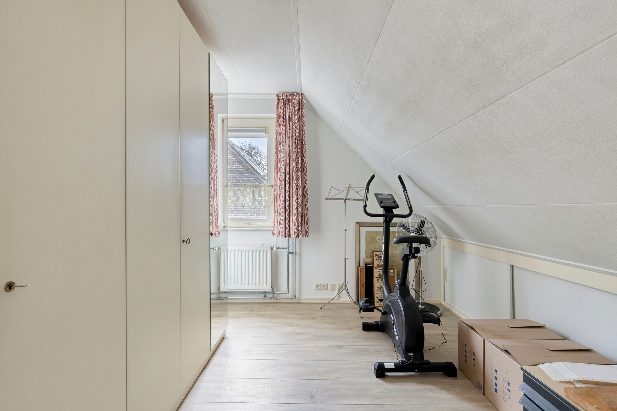 Photo 27 of Meidoornstraat 7