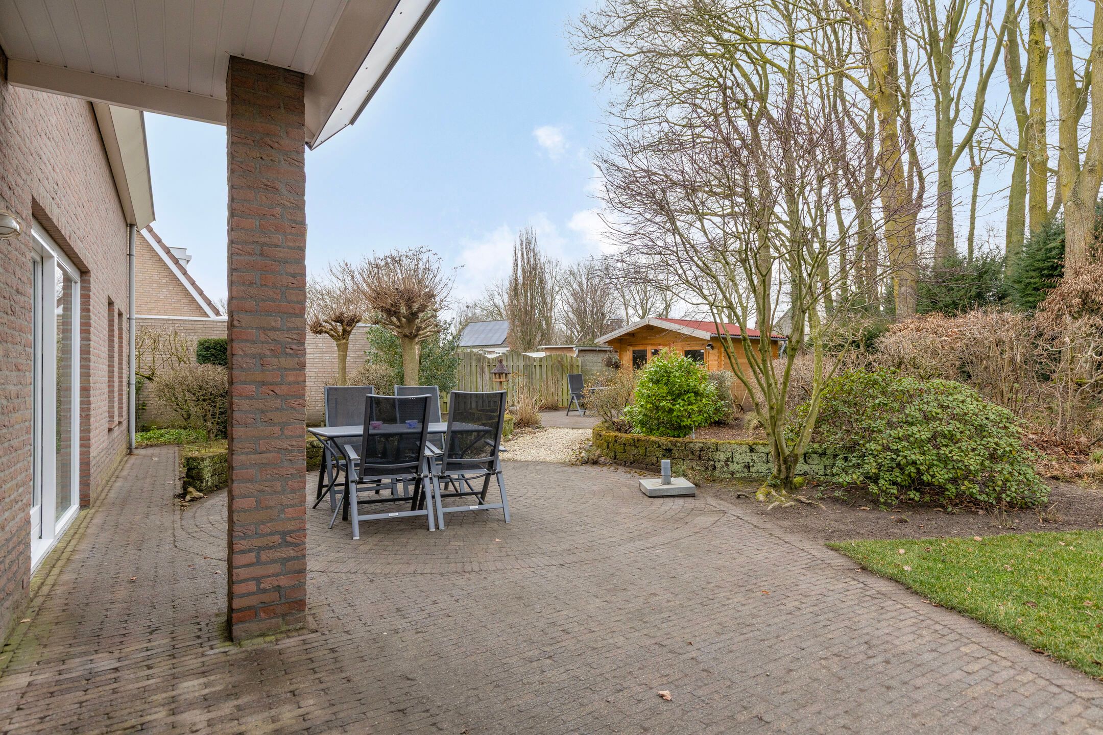 Photo 33 of Meidoornstraat 7