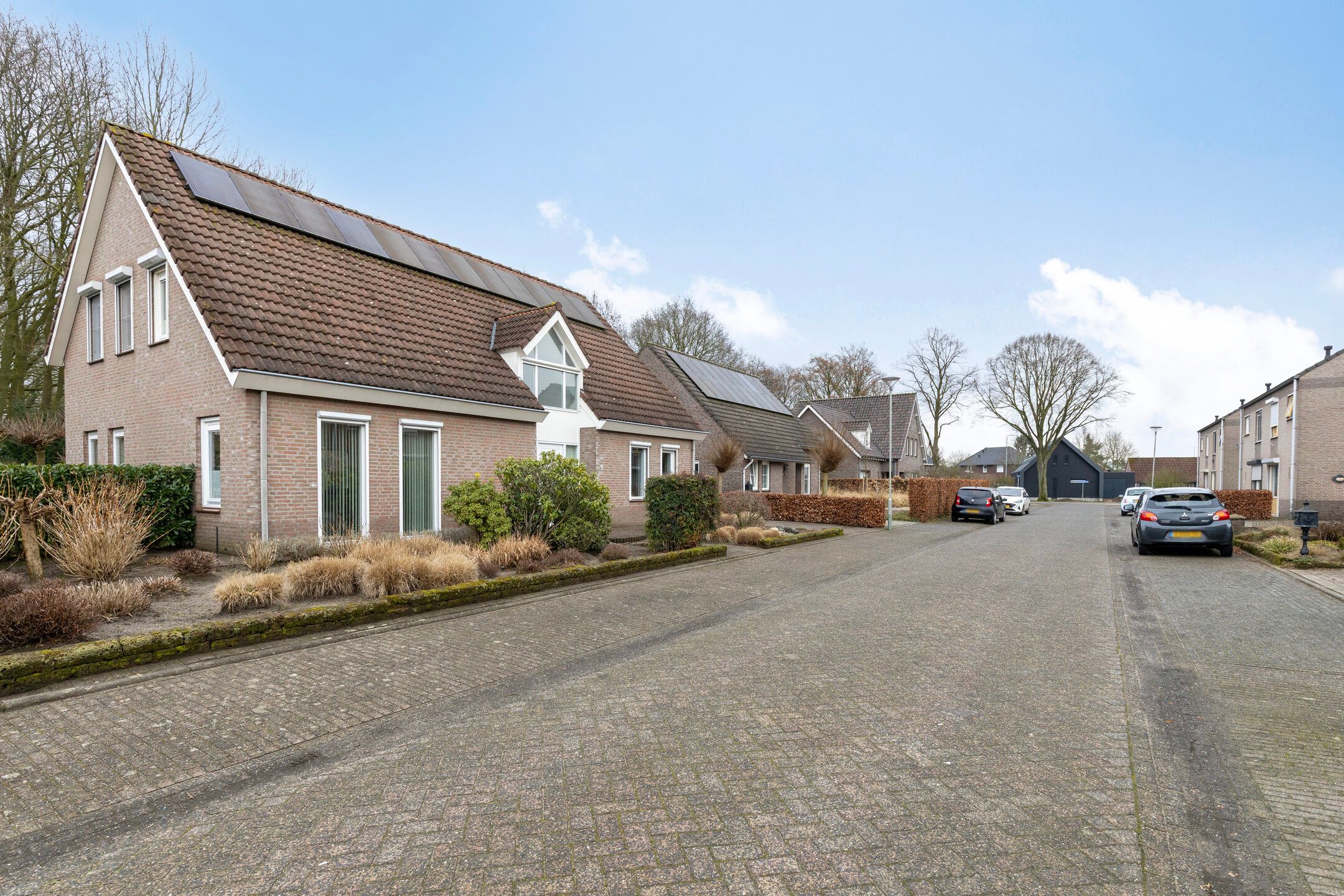 Photo 42 of Meidoornstraat 7