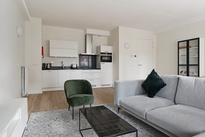 Photo 4 of Koningin Sophiestraat 132