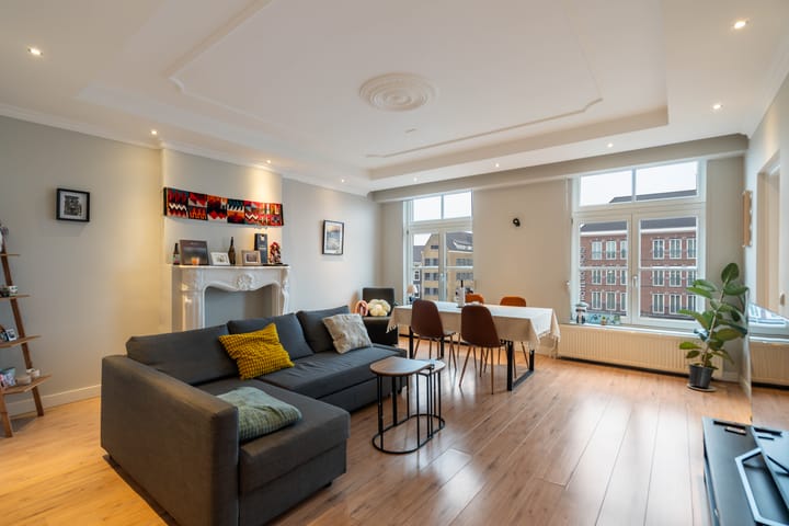 Photo 2 of Stationsplein 5-A