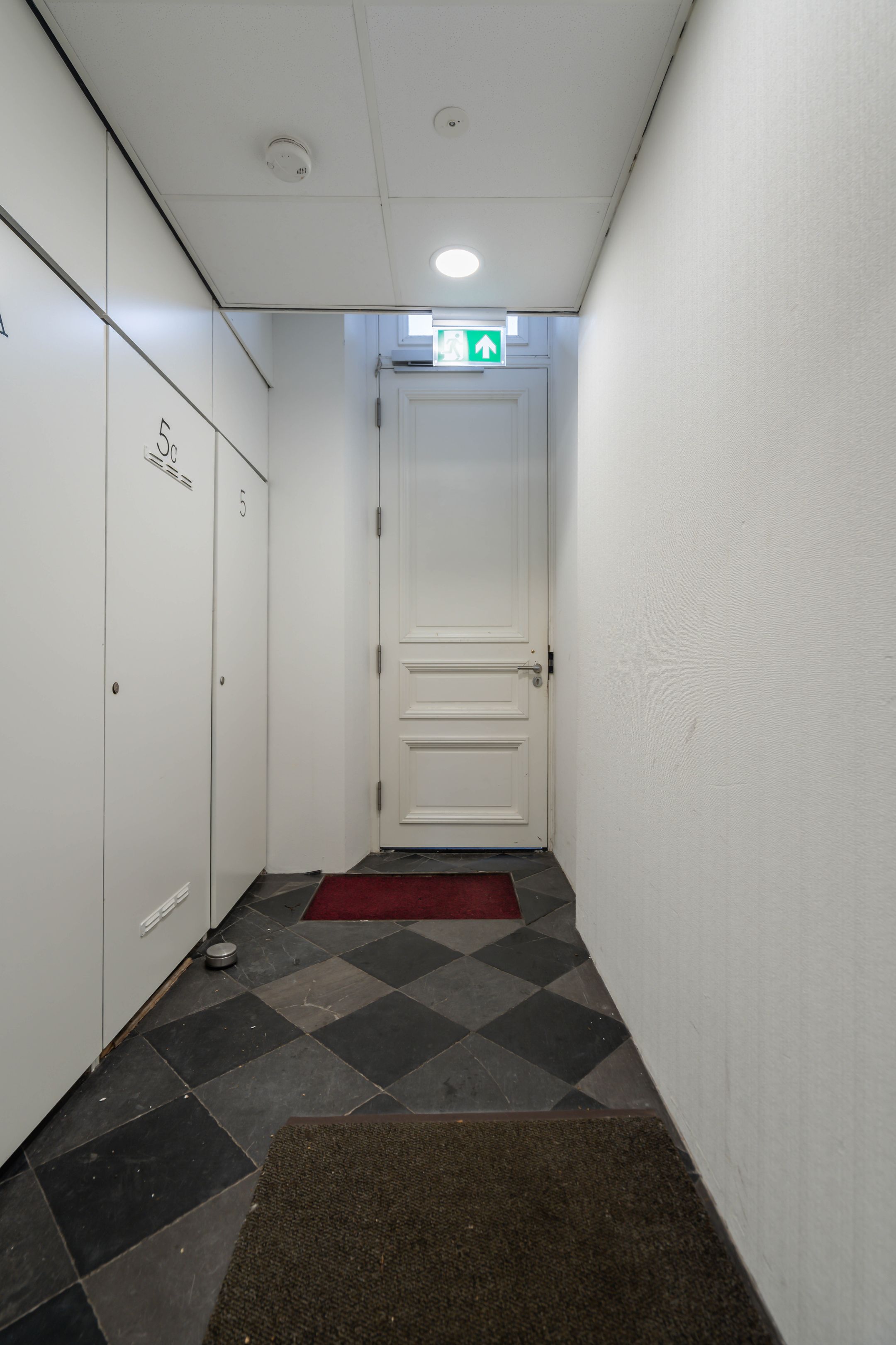 Foto 6 van Stationsplein 5-A