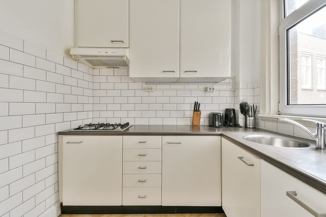 Photo 8 of Amaliastraat 22-1