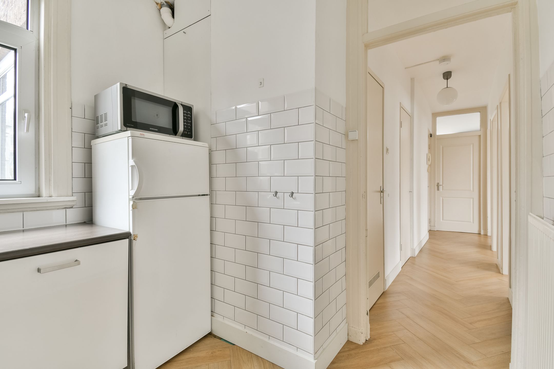 Photo 9 of Amaliastraat 22-1