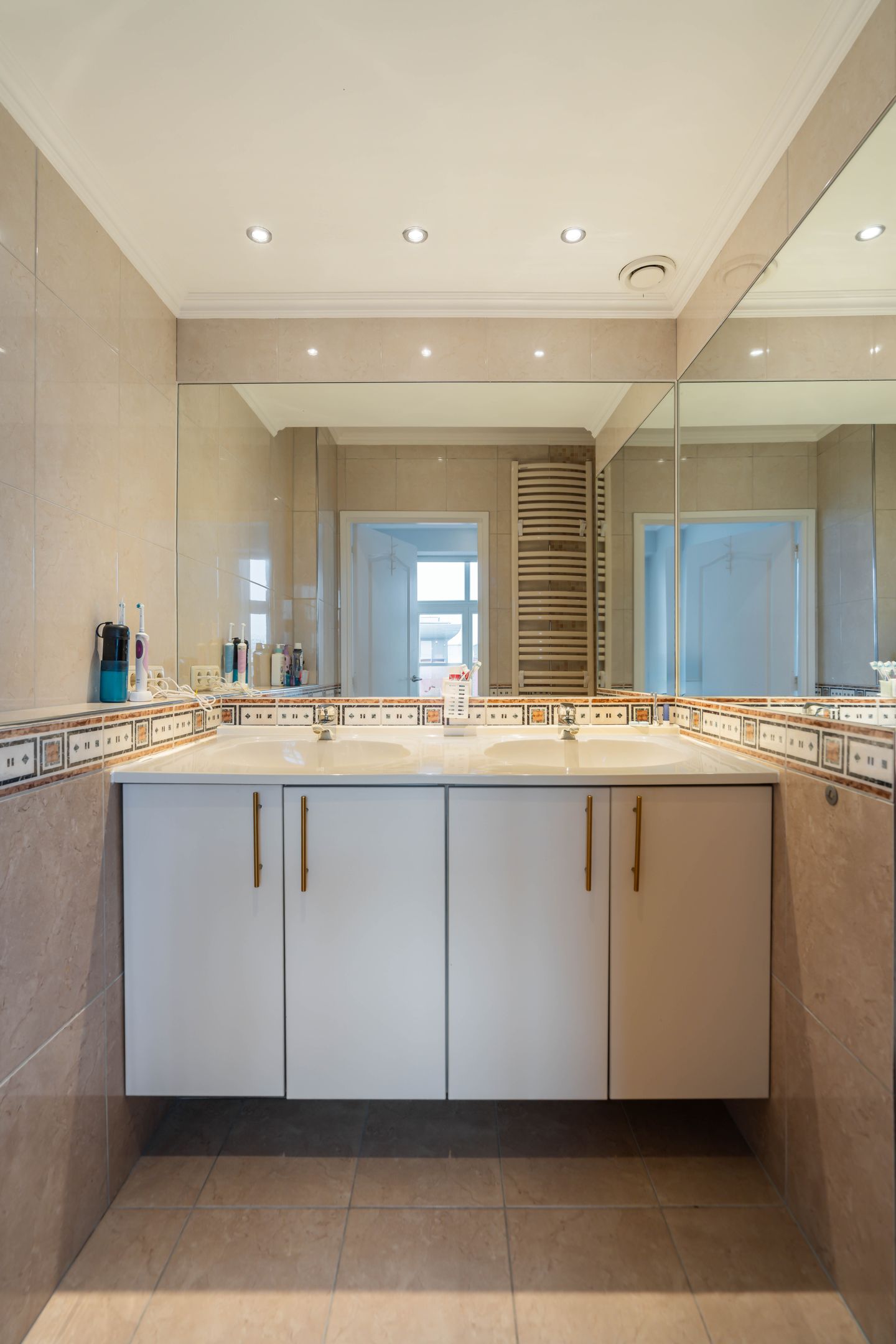 Foto 19 van Stationsplein 5-A