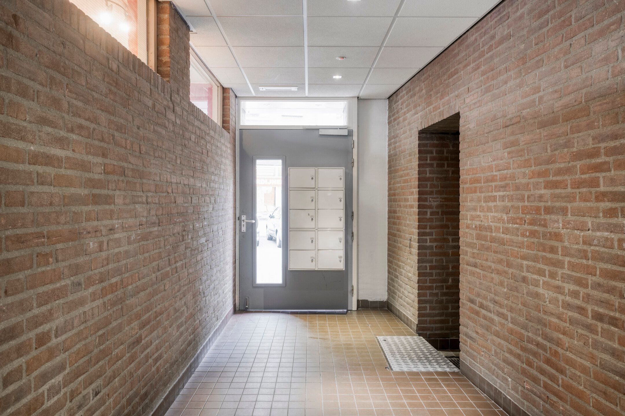 Photo 6 of Kruisherenstraat 215