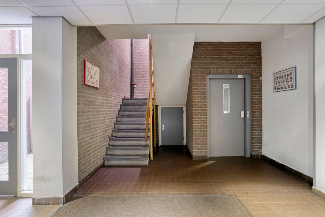 Photo 7 of Kruisherenstraat 215