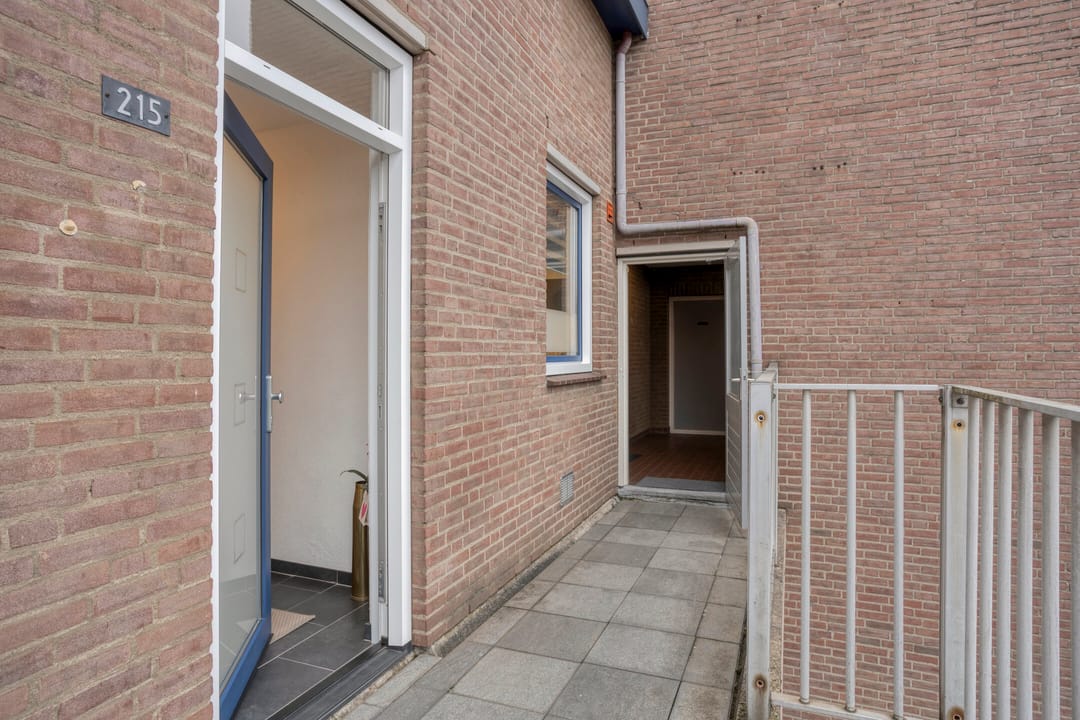 Photo 8 of Kruisherenstraat 215