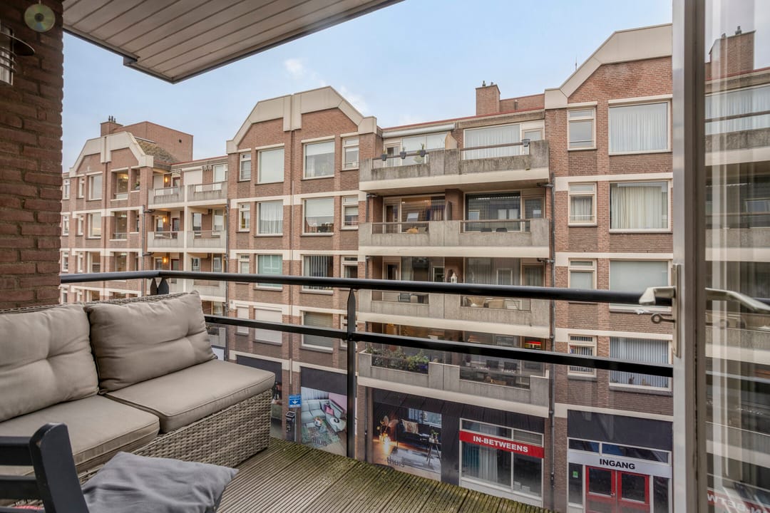 Photo 22 of Kruisherenstraat 215