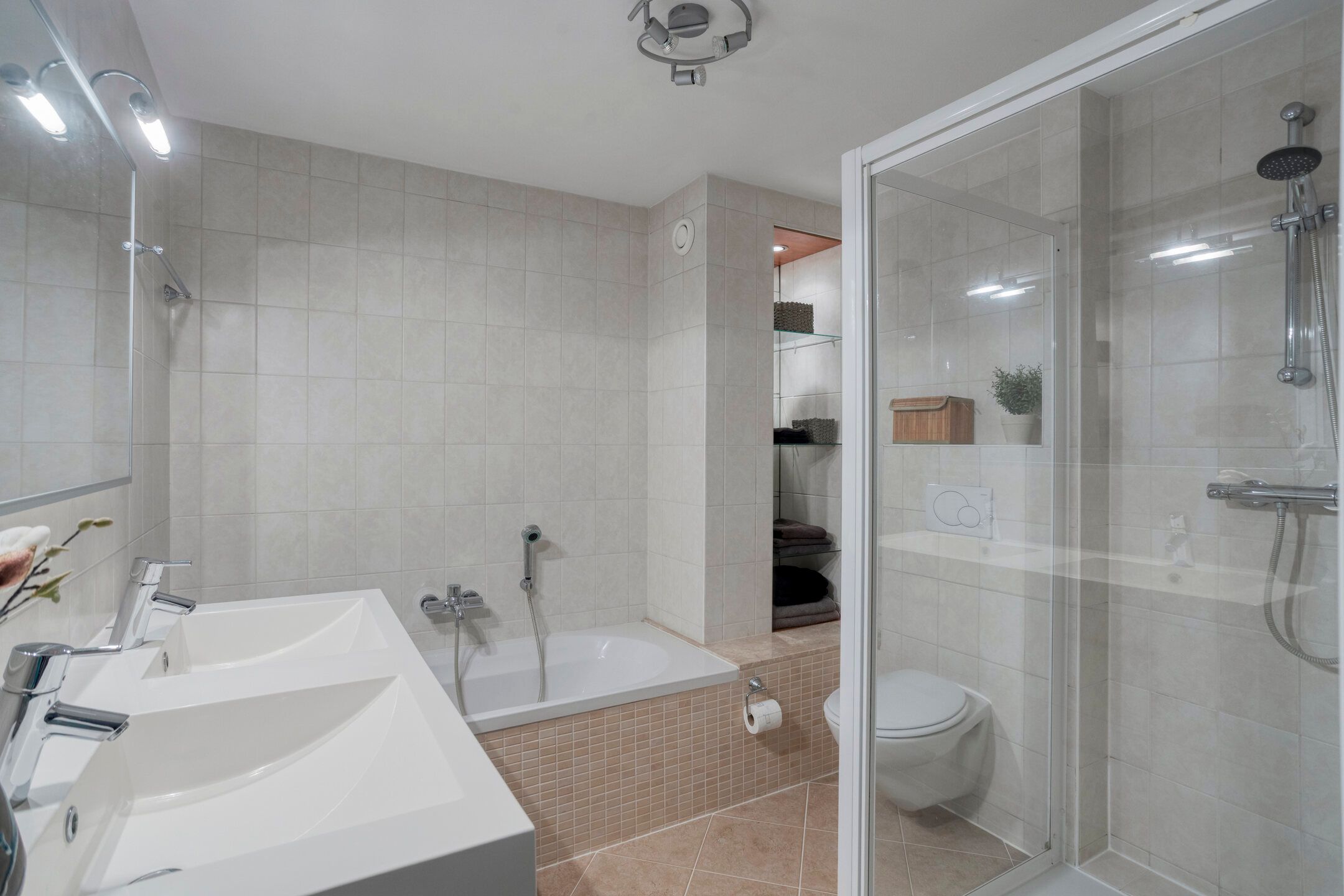 Photo 30 of Kruisherenstraat 215