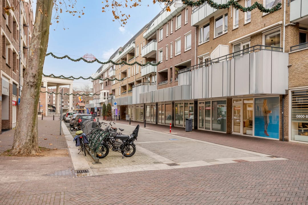 Photo 41 of Kruisherenstraat 215