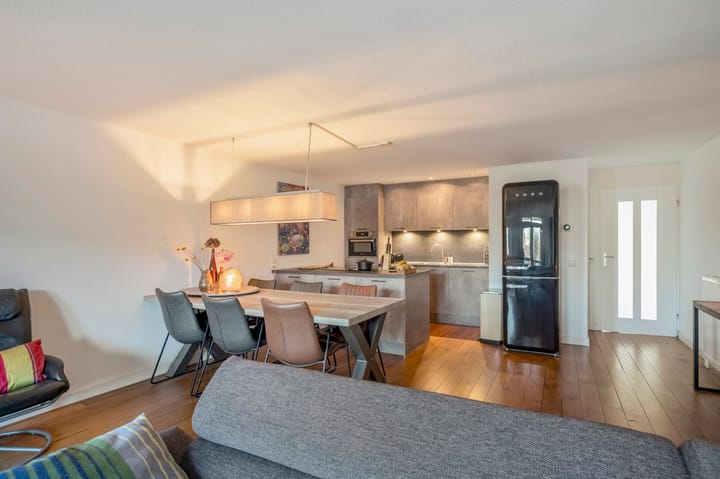 Photo 4 of Stationsstraat 114-B