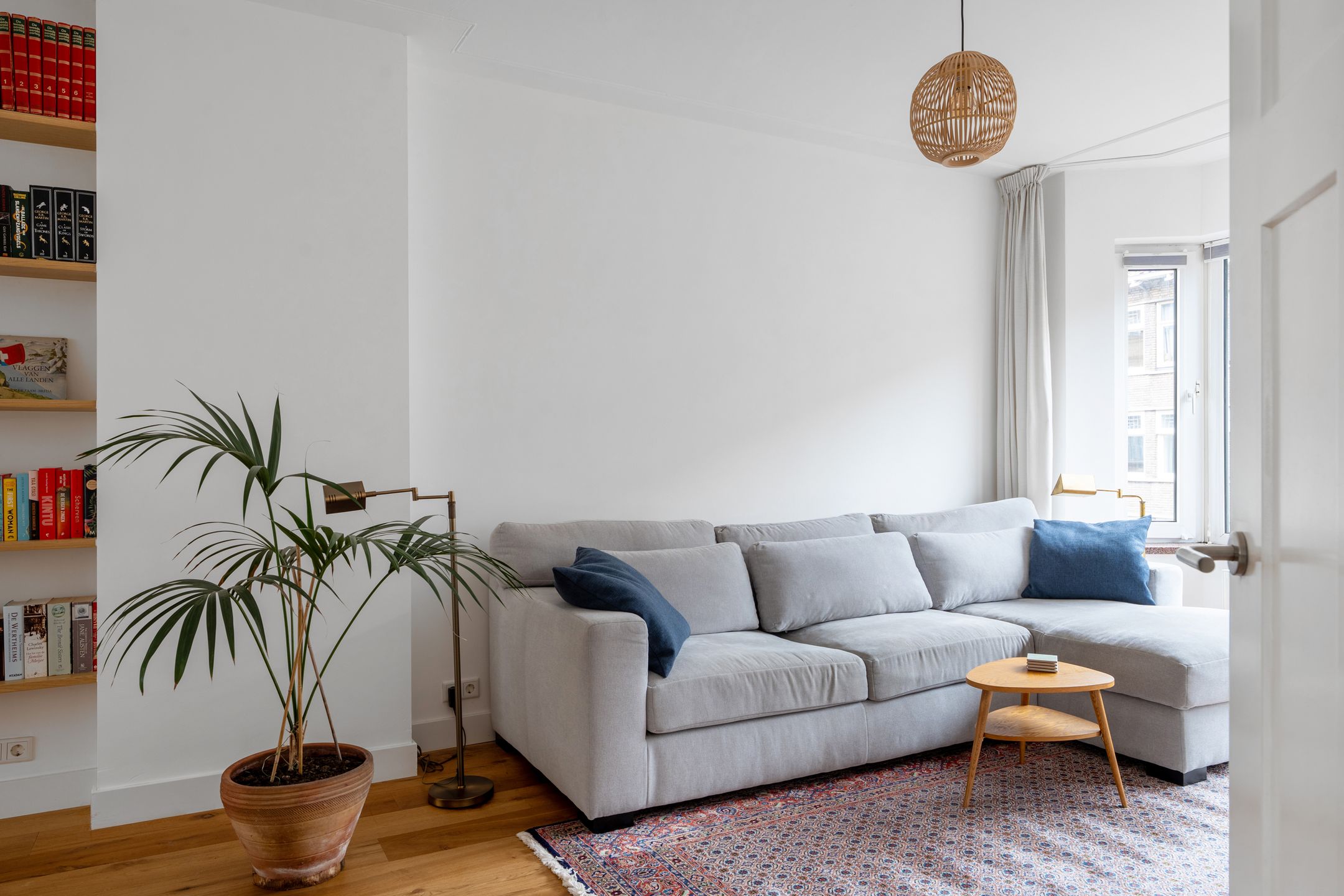 Photo 6 of Nolensstraat 25-B01