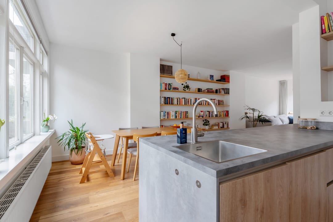 Photo 23 of Nolensstraat 25-B01