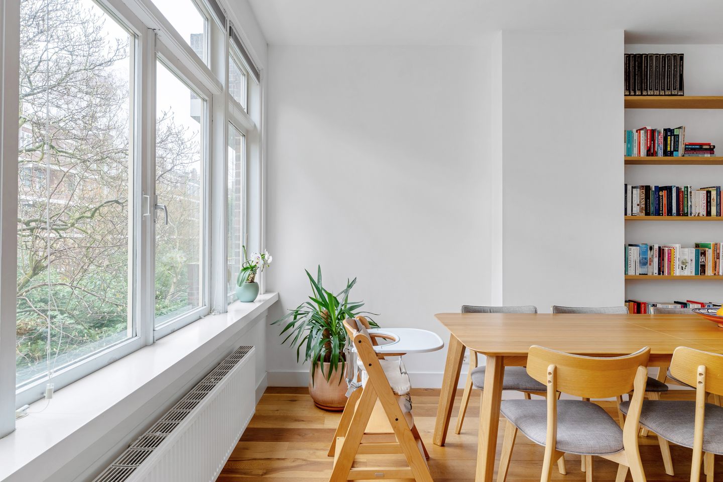 Photo 14 of Nolensstraat 25-B01