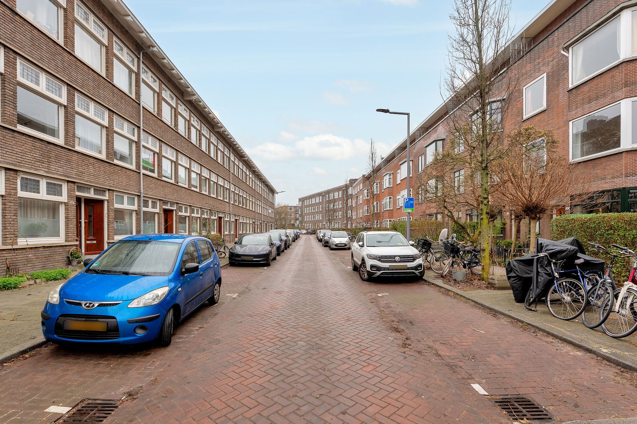 Photo 39 of Nolensstraat 25-B01