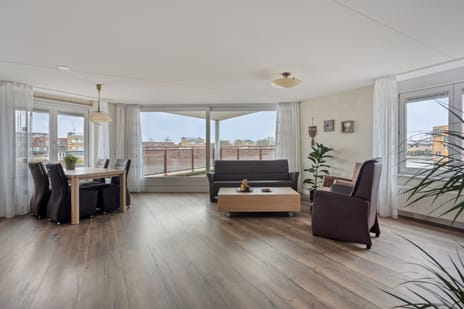 Bastion 4 secondary image